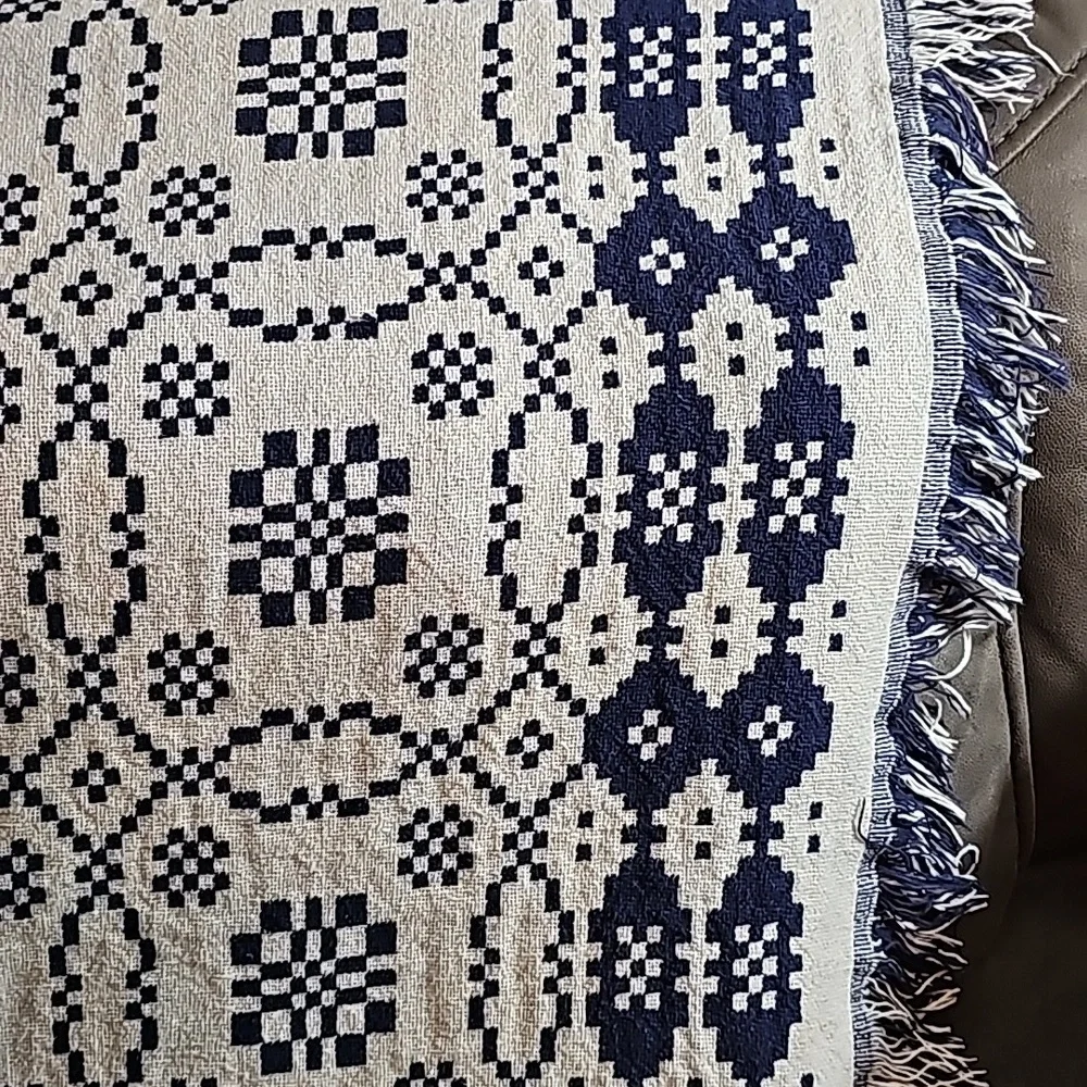 Vintage blanket reversible